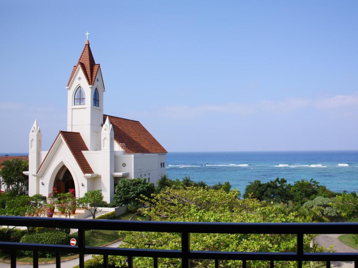 Hotel Nikko Alivila Yomitan Luaran gambar The church of the Sea